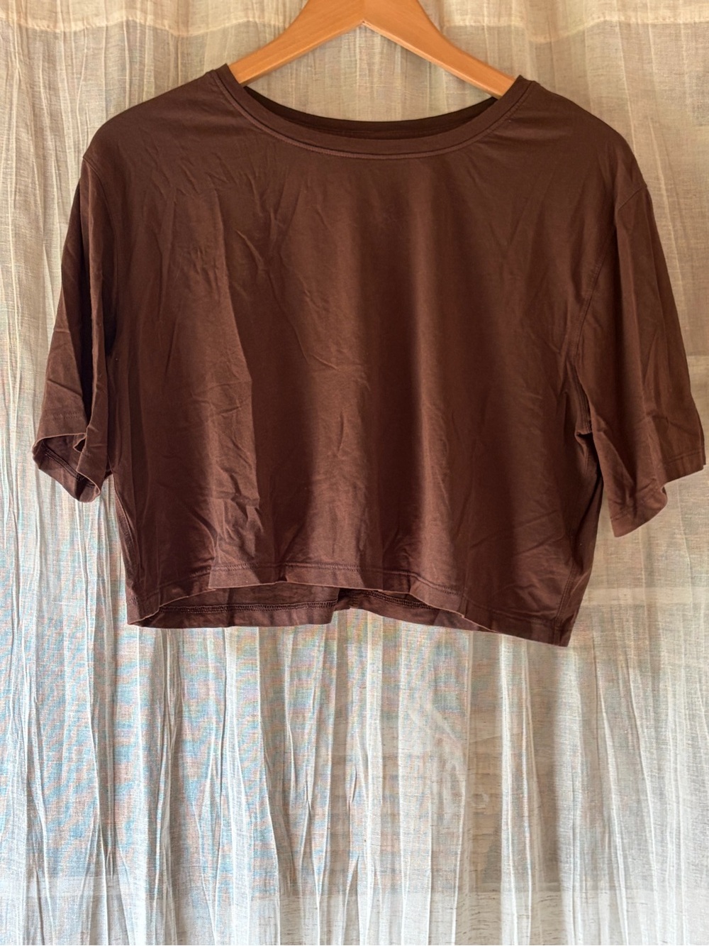 Babaton Chocolate Brown Cropped Boxy Tee